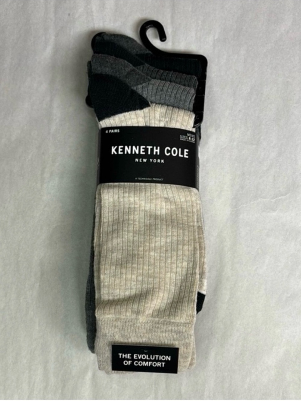 New Kenneth Cole Socks 4 Pairs Men’s Tan,Black & Gray Crew Socks Casual Preppy